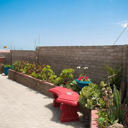 Tina'S Bed And Breakfast Swakopmund Exterior foto